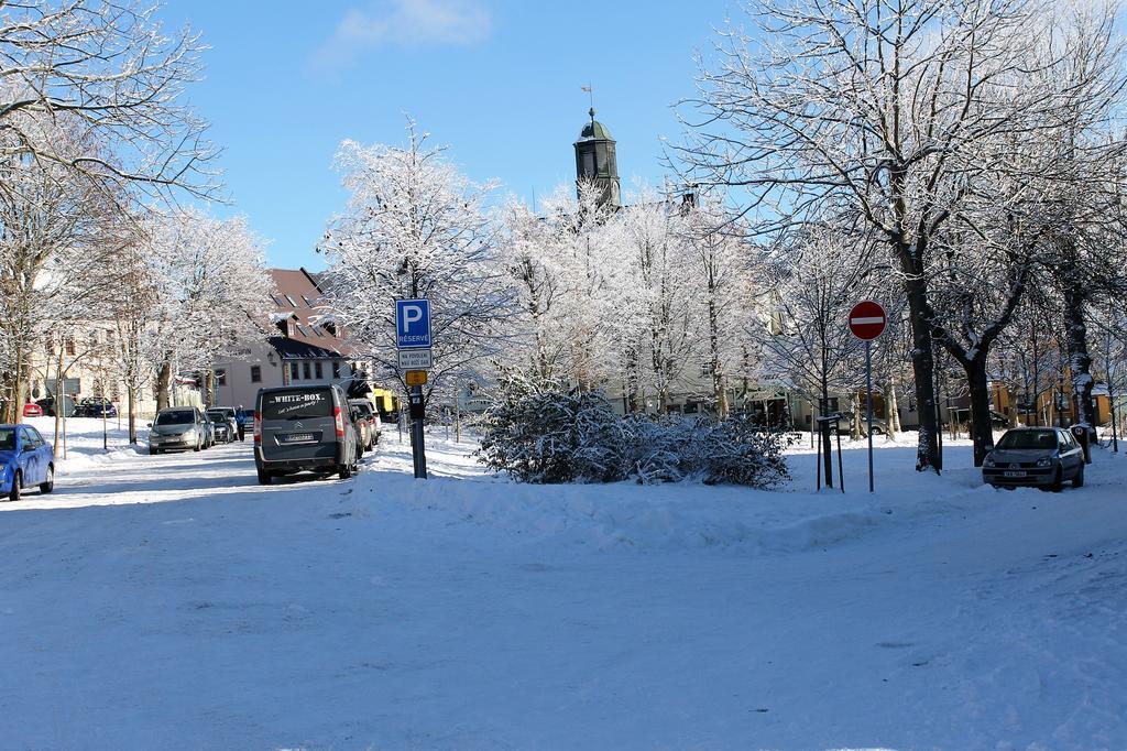 Apartments Stein Bozi Dar Exterior photo
