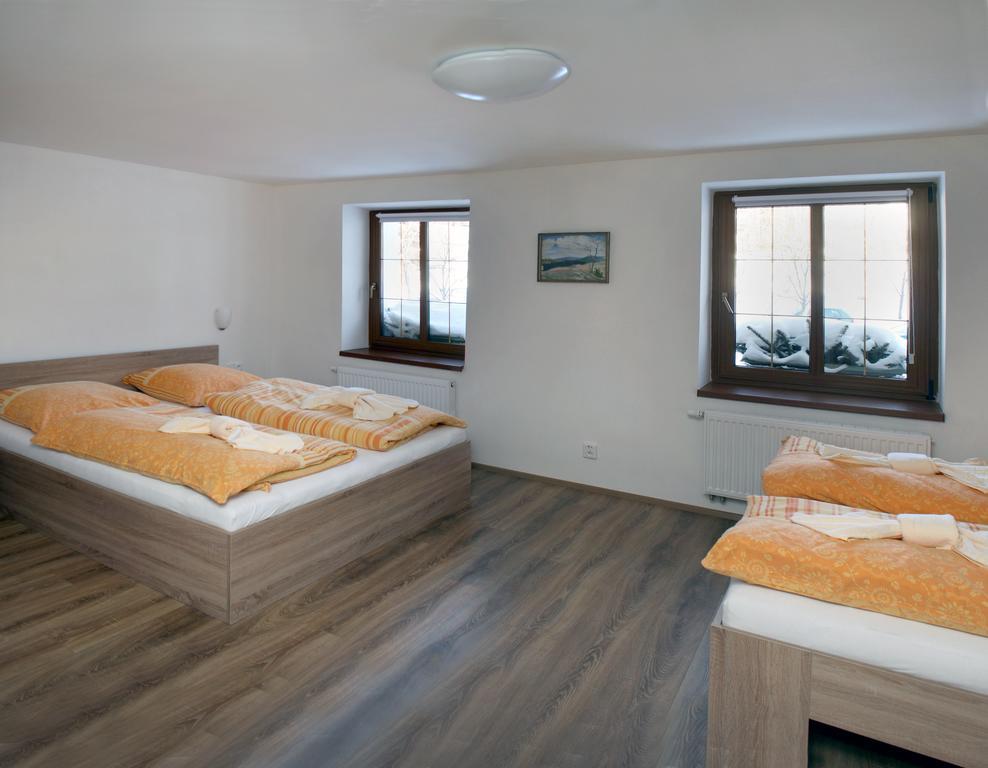 Apartments Stein Bozi Dar Exterior photo